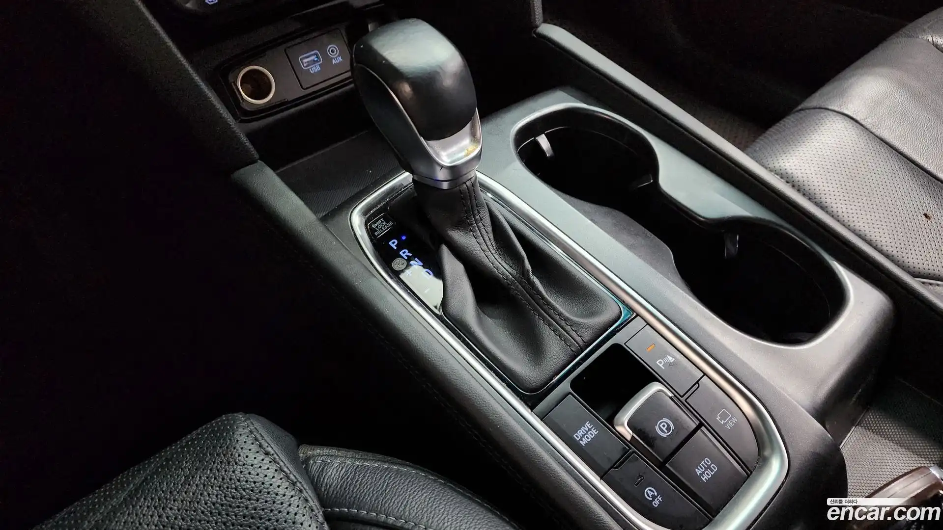 Santafe Hyundai 2019.5-INNER-009