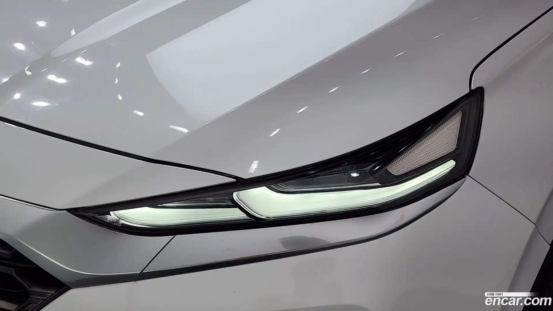 Santafe Hyundai 2019.5-OUTER-032