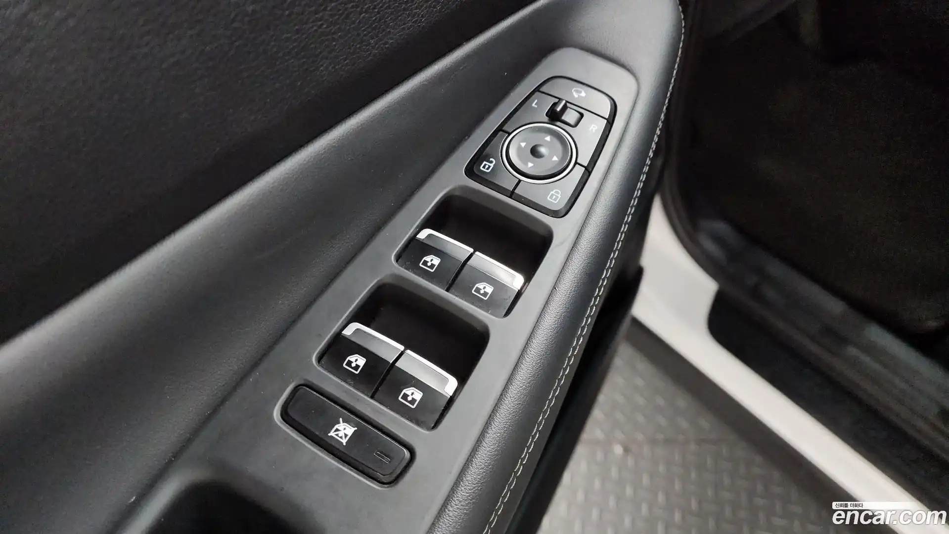 Santafe Hyundai 2019.5-OPTION-045