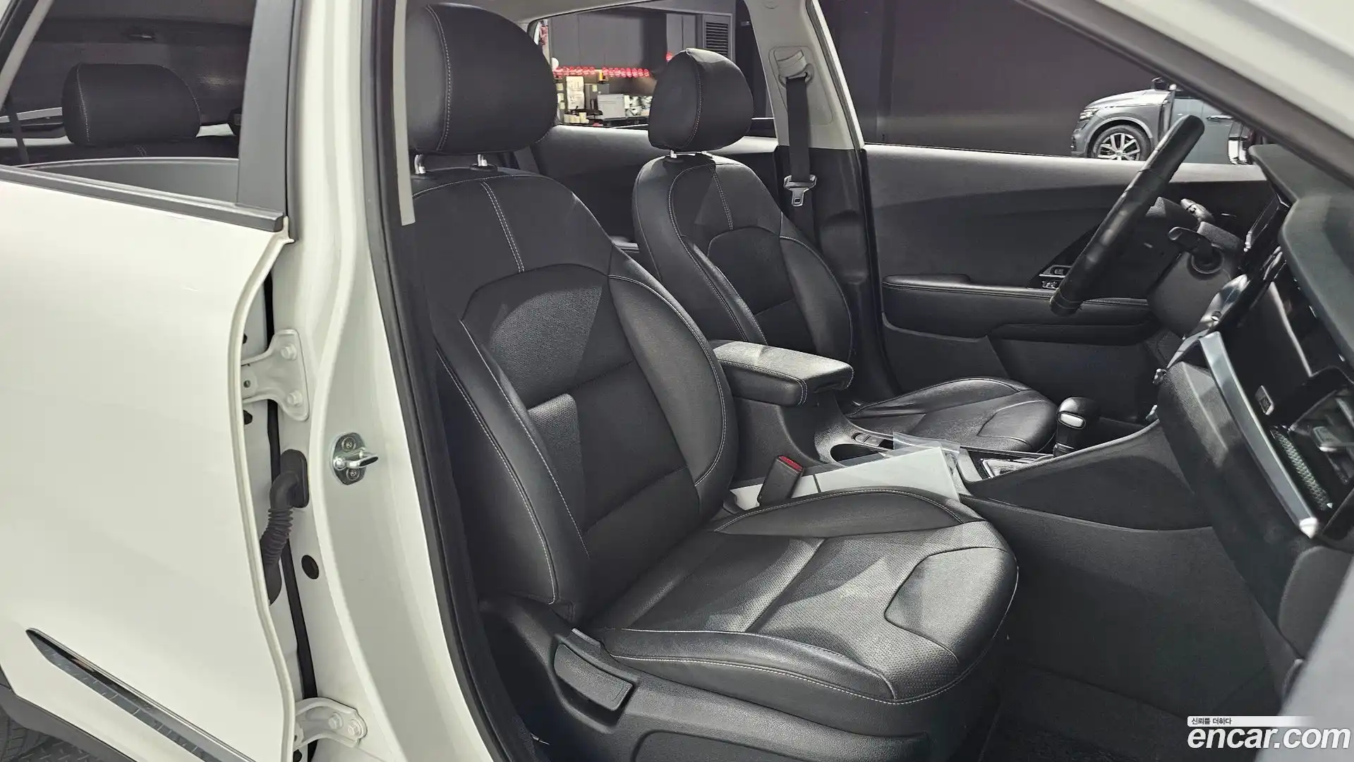 Niro Kia 2020.1-INNER-036