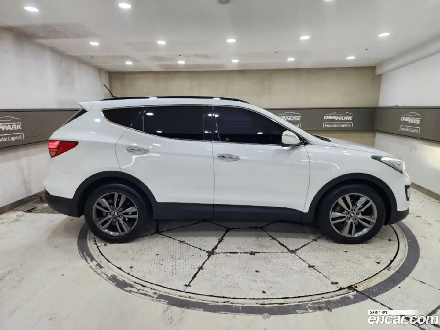 Santafe Hyundai 2014.0-OUTER-002