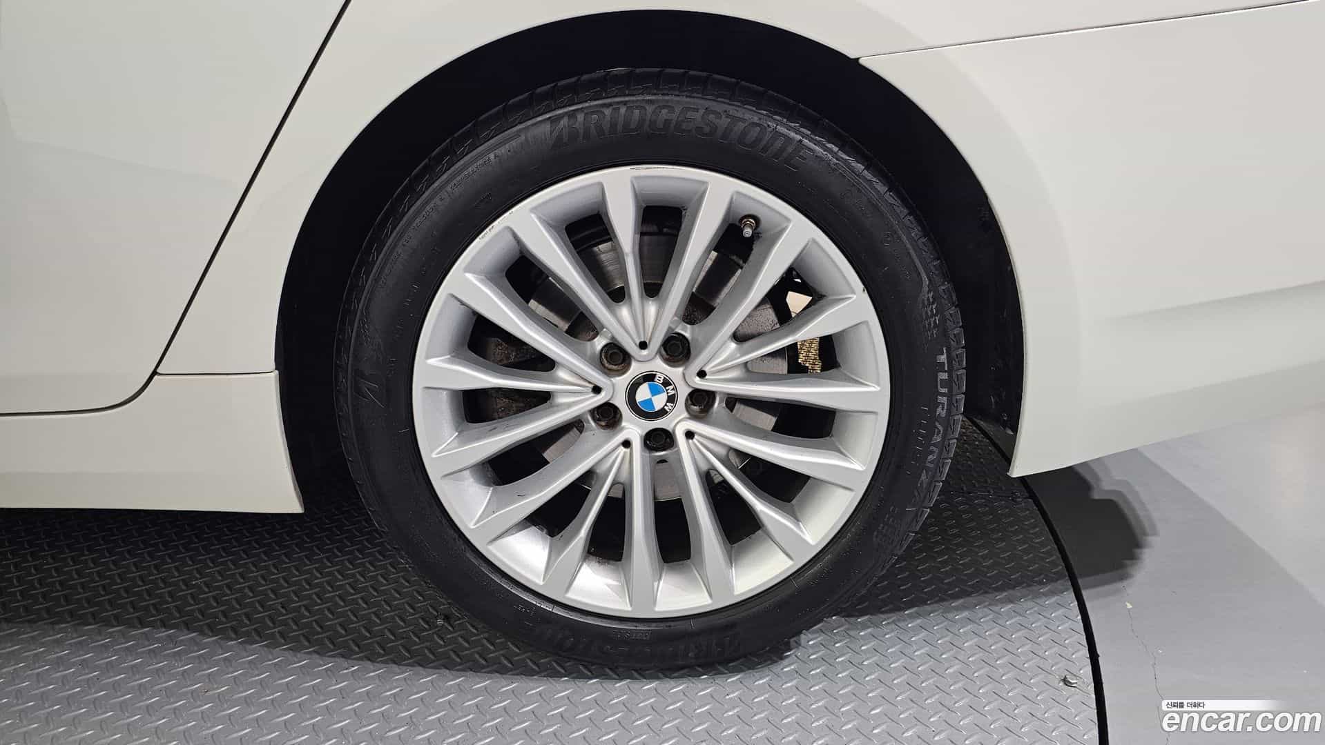 5-Series BMW 2021.5-OUTER-031