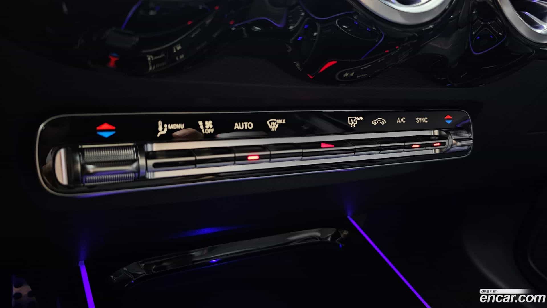 GLB-Class Mercedes-Benz 2022.11-OPTION-022