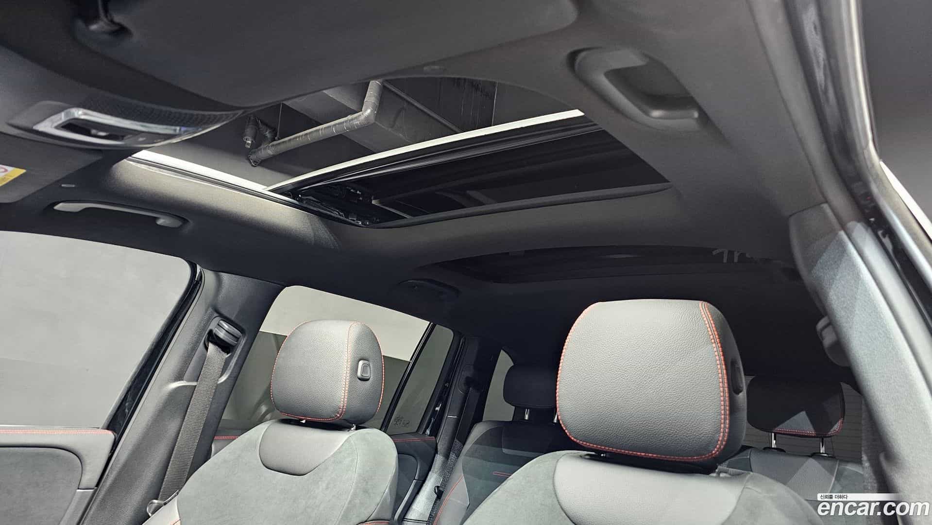 GLB-Class Mercedes-Benz 2022.11-OPTION-044