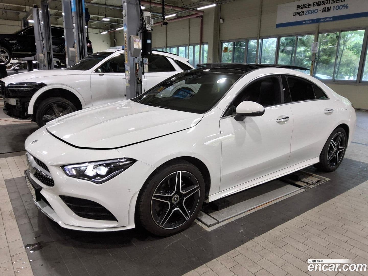 Main__Slider__Photo:CLA-Class Mercedes-Benz 2022.1-0
