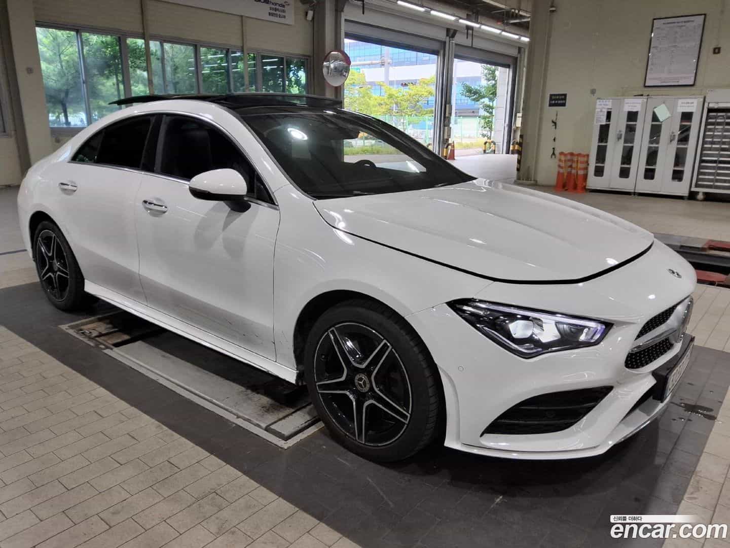 CLA-Class Mercedes-Benz 2022.1-OUTER-002