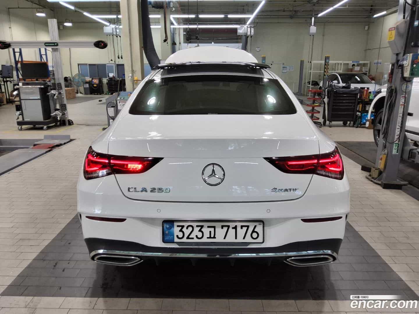 CLA-Class Mercedes-Benz 2022.1-OUTER-004