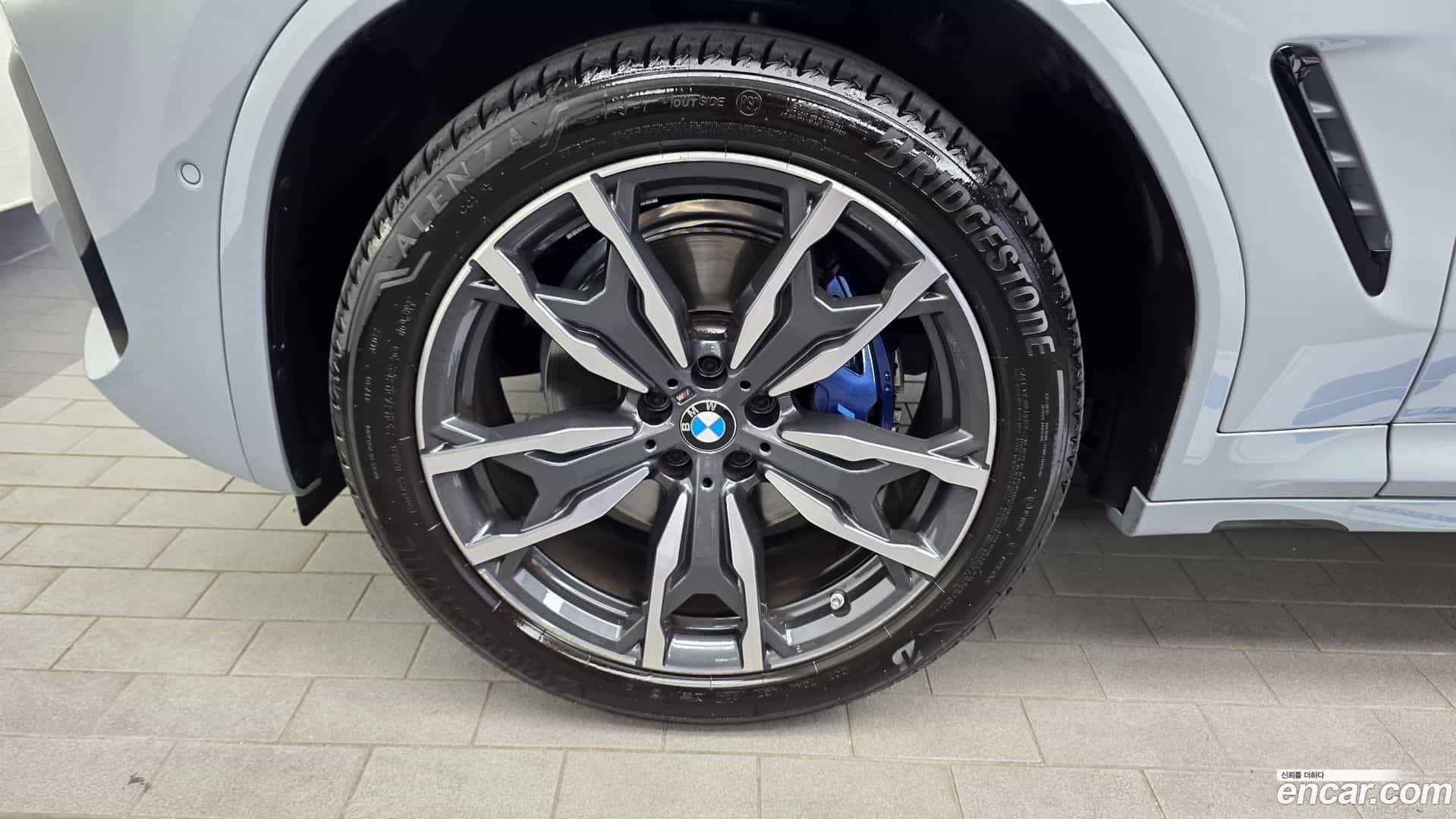 X4 BMW 2025.8-OUTER-005