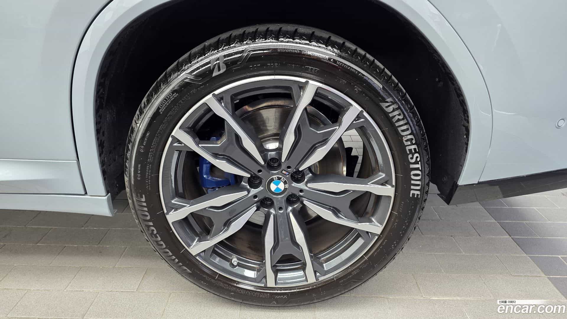 X4 BMW 2025.8-OUTER-031