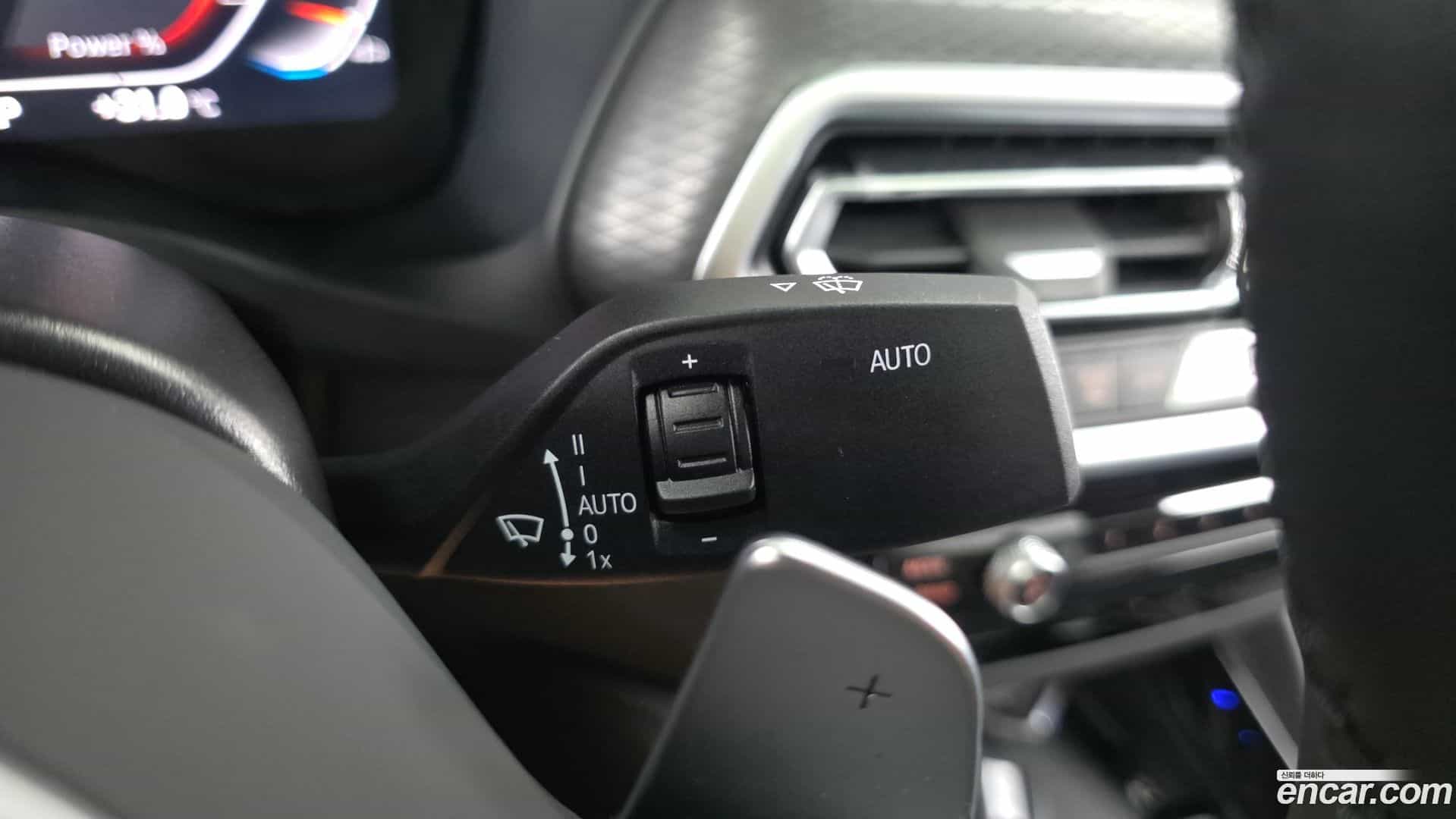 X4 BMW 2025.8-OPTION-040