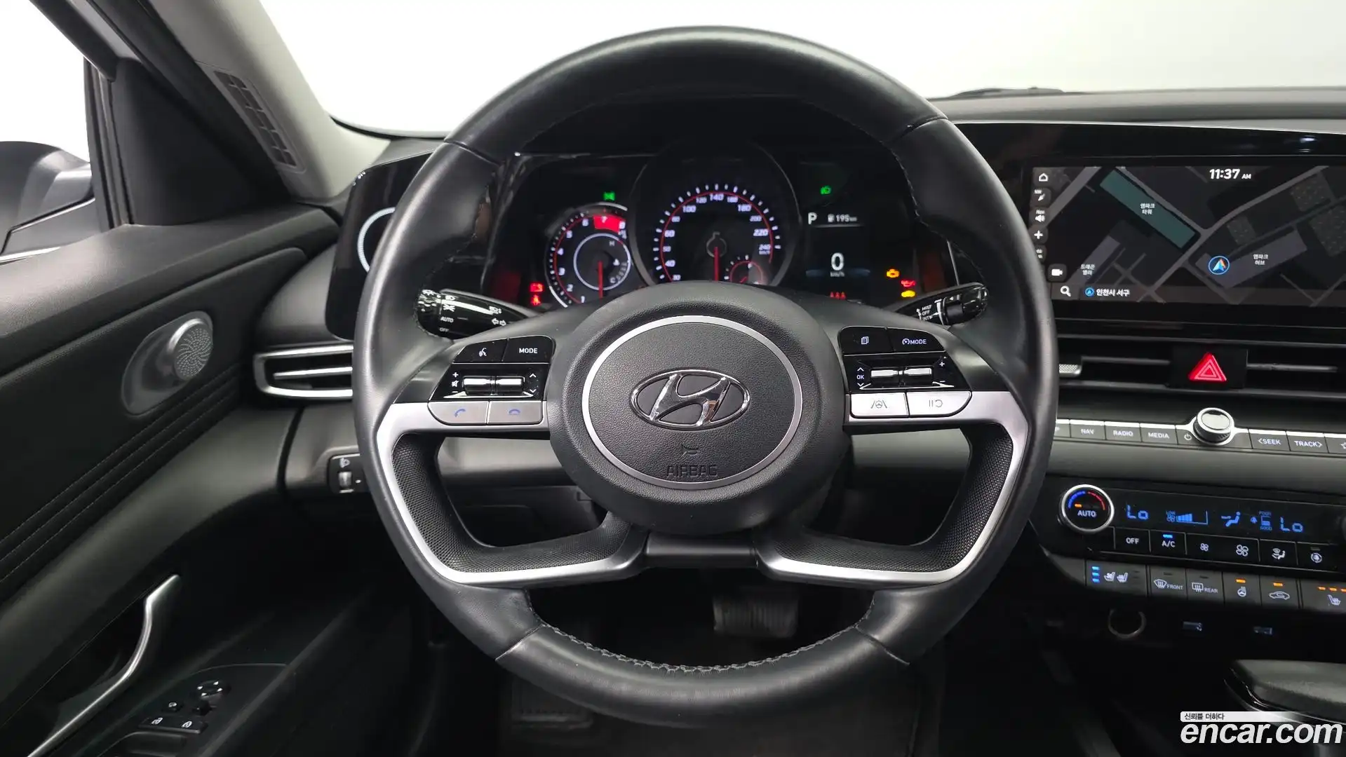 AVANTE Hyundai 2021.11-OPTION-017