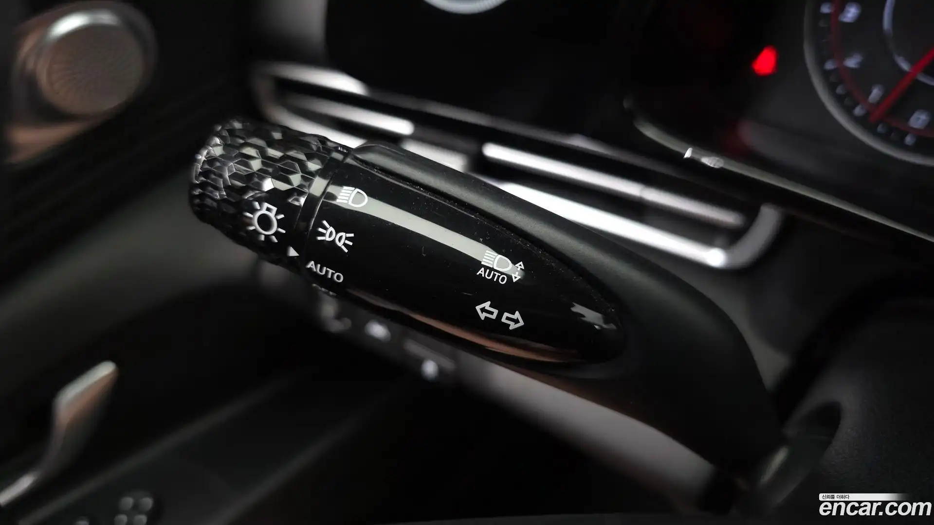 AVANTE Hyundai 2021.11-OPTION-023