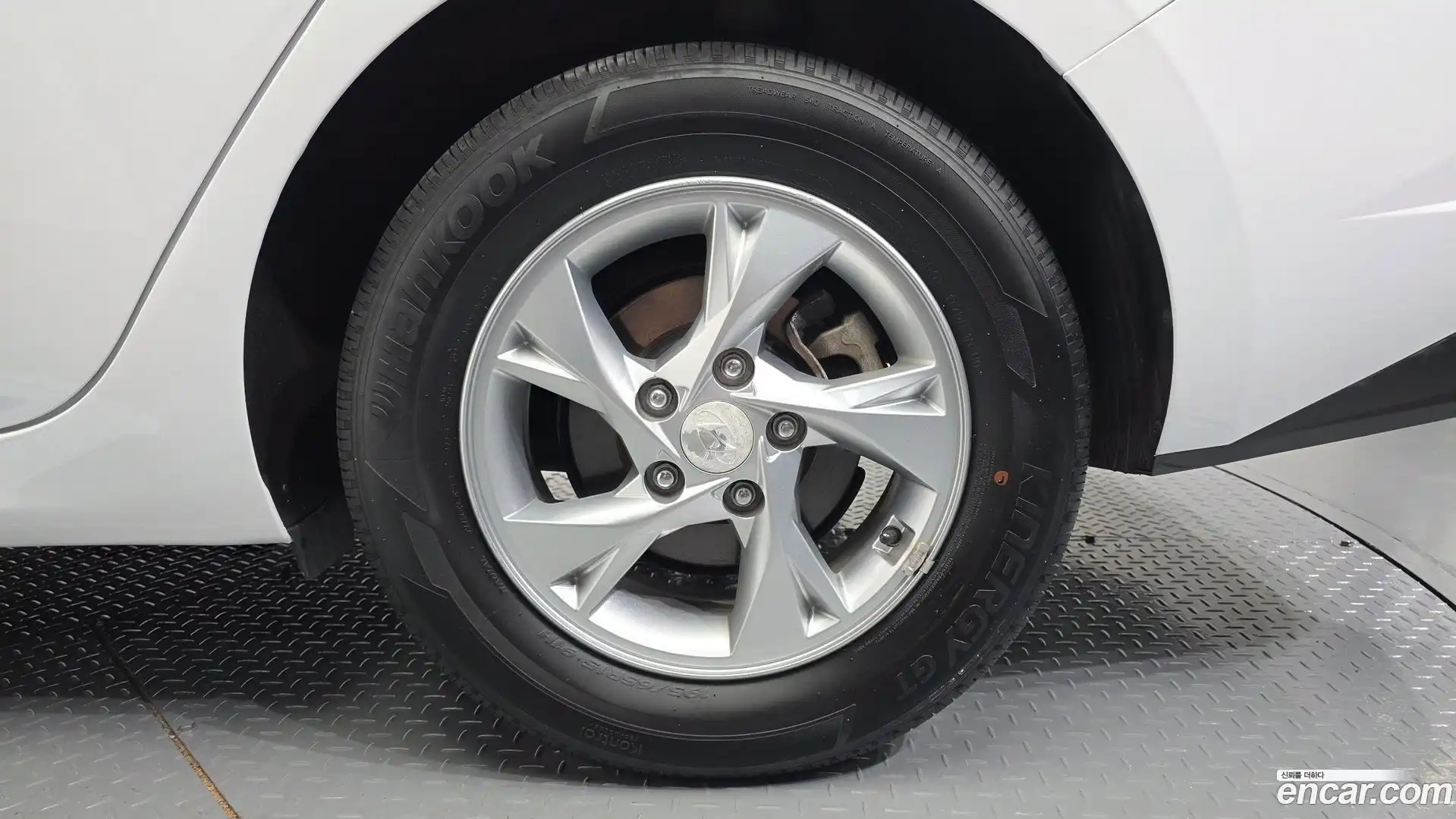 AVANTE Hyundai 2021.11-OUTER-031