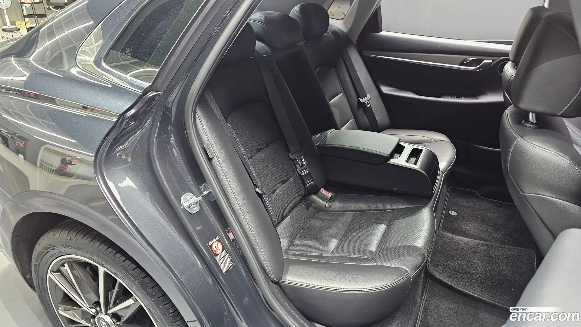 Grandeur Hyundai 2022.1-OPTION-015