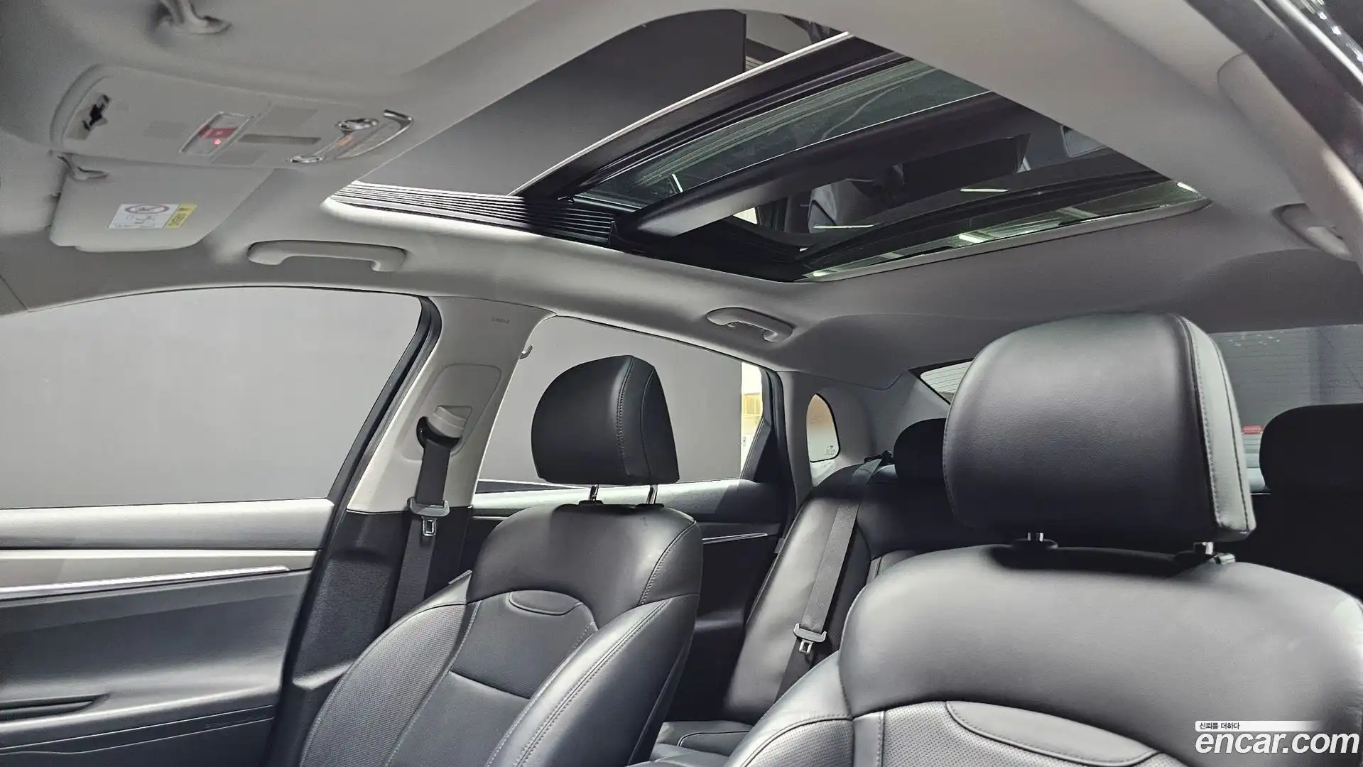 Grandeur Hyundai 2022.1-OPTION-021