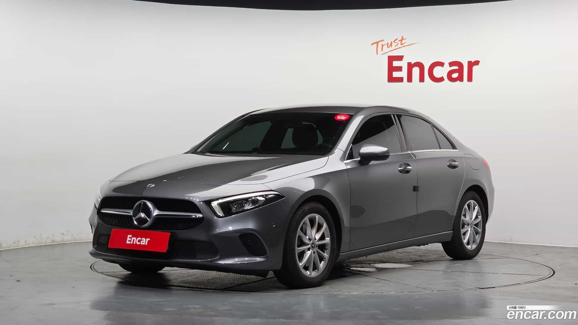 A-Class Mercedes-Benz 2020.1-OUTER-001
