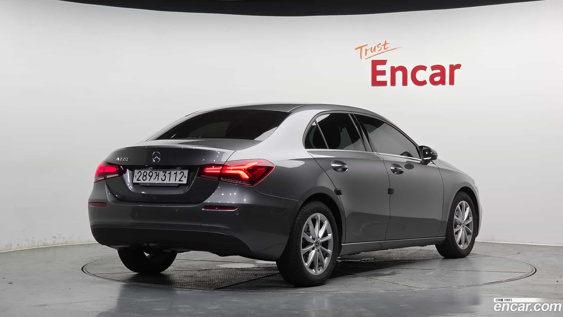 A-Class Mercedes-Benz 2020.1-OUTER-002