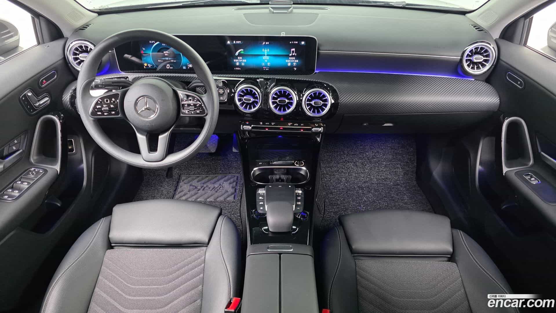 A-Class Mercedes-Benz 2020.1-INNER-007