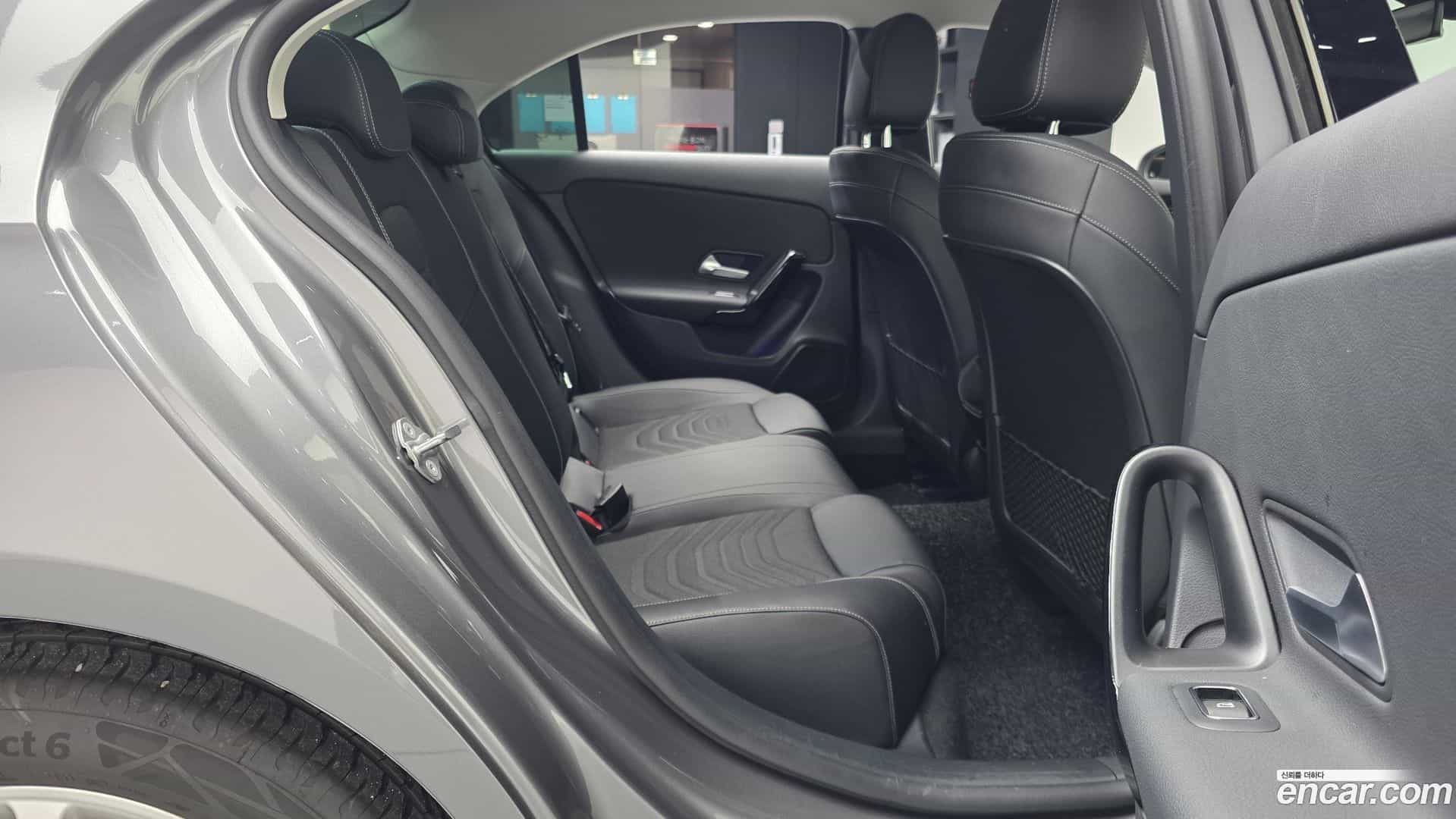 A-Class Mercedes-Benz 2020.1-OPTION-016