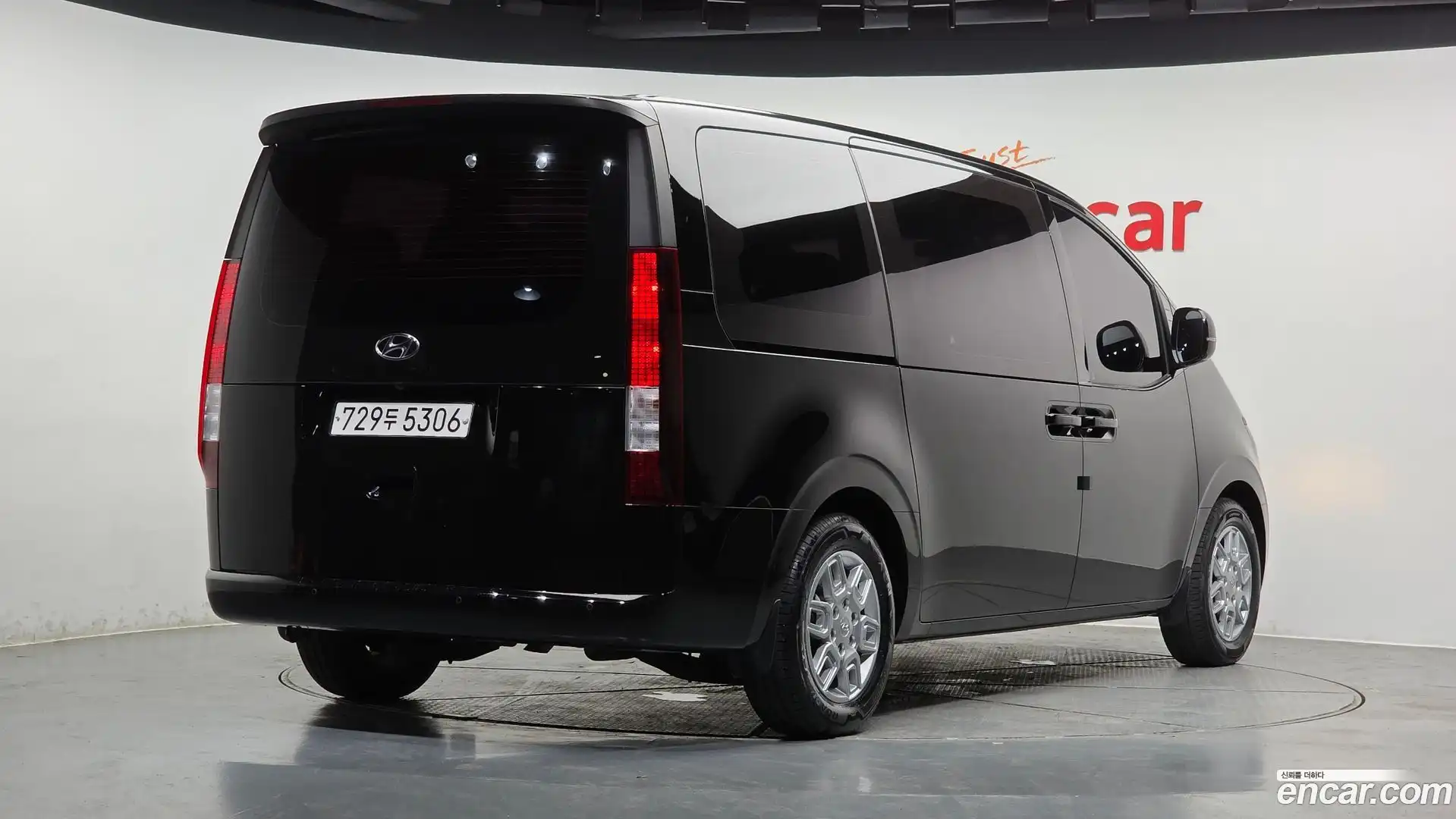 Staria Hyundai 2022.4-OUTER-002