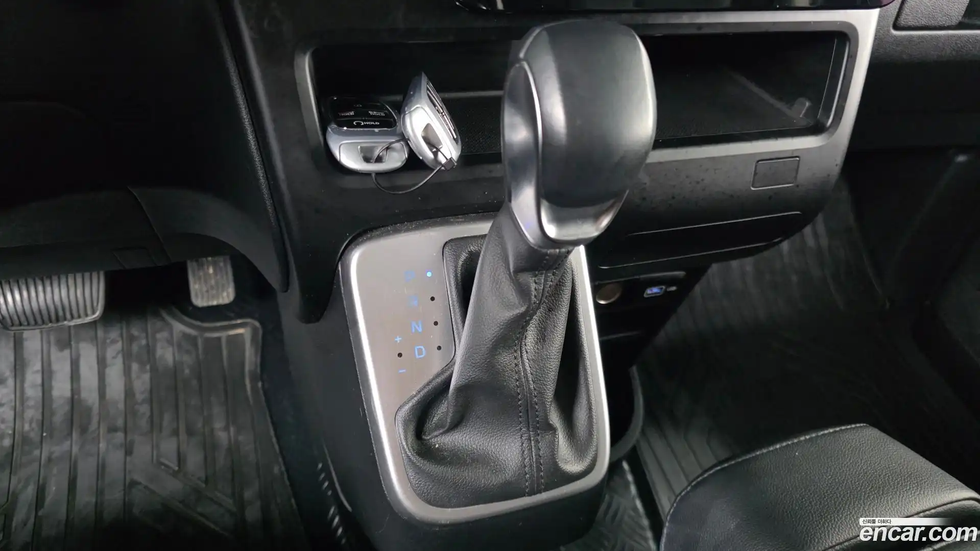 Staria Hyundai 2022.4-INNER-009