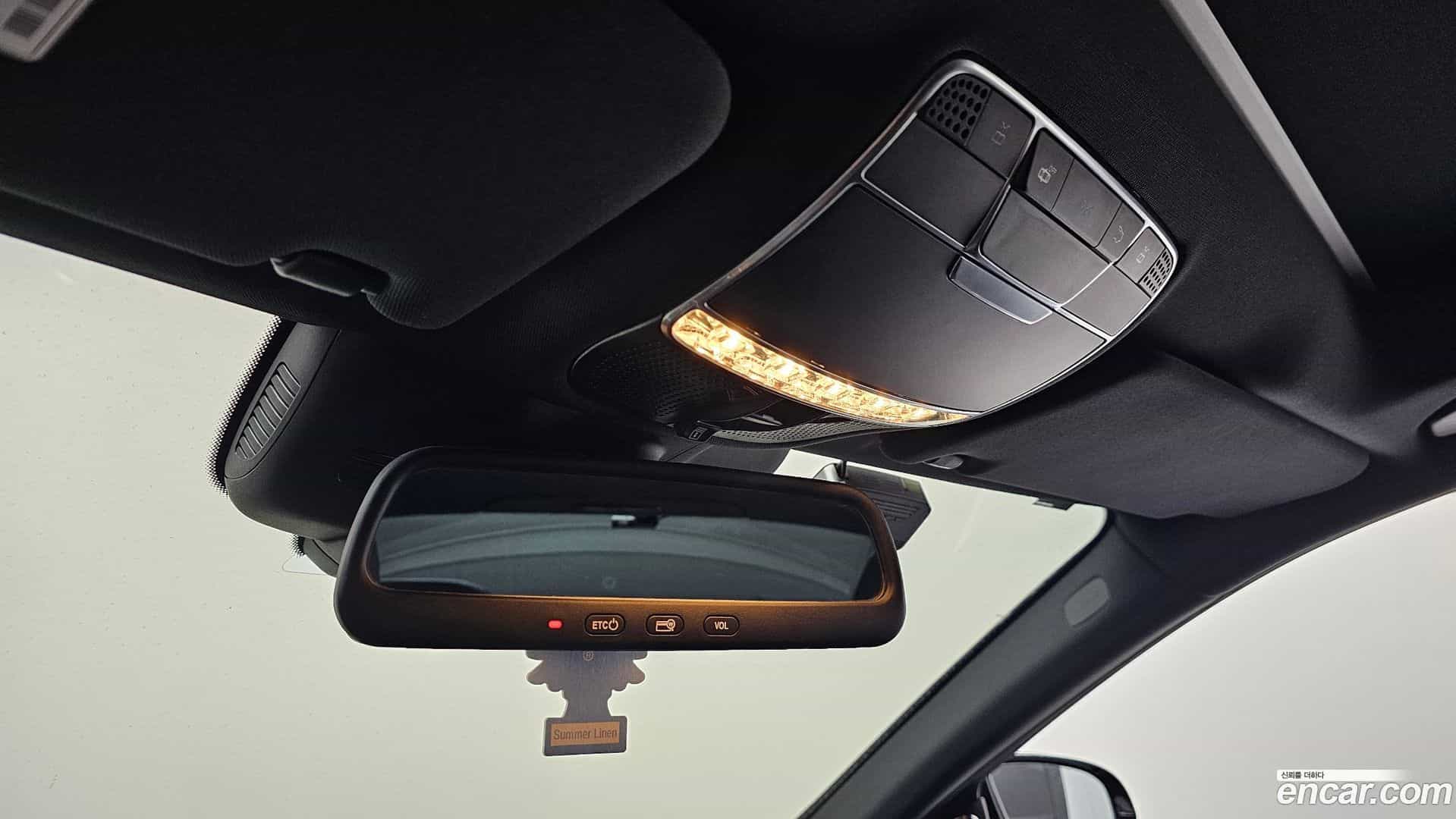 S-Class Mercedes-Benz 2015.10-OPTION-019