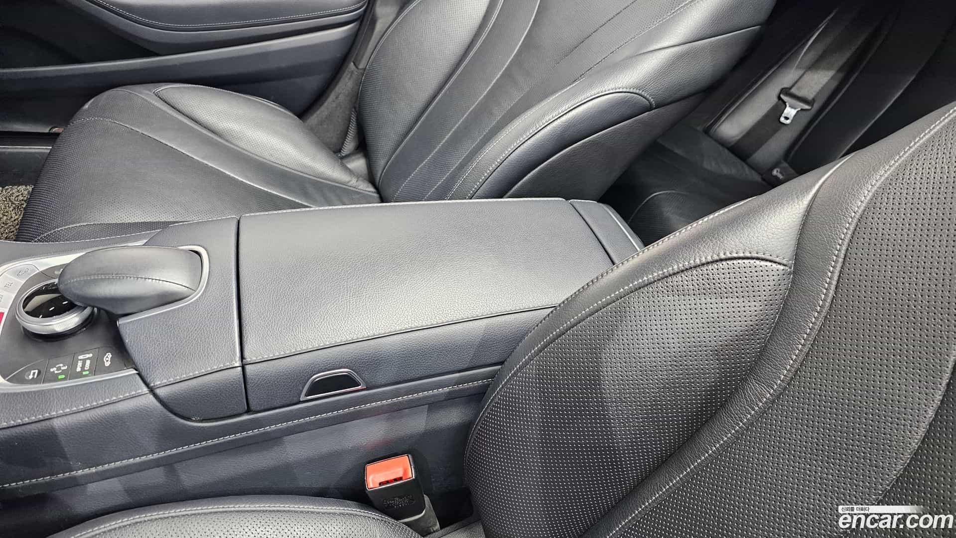 S-Class Mercedes-Benz 2015.10-OPTION-041