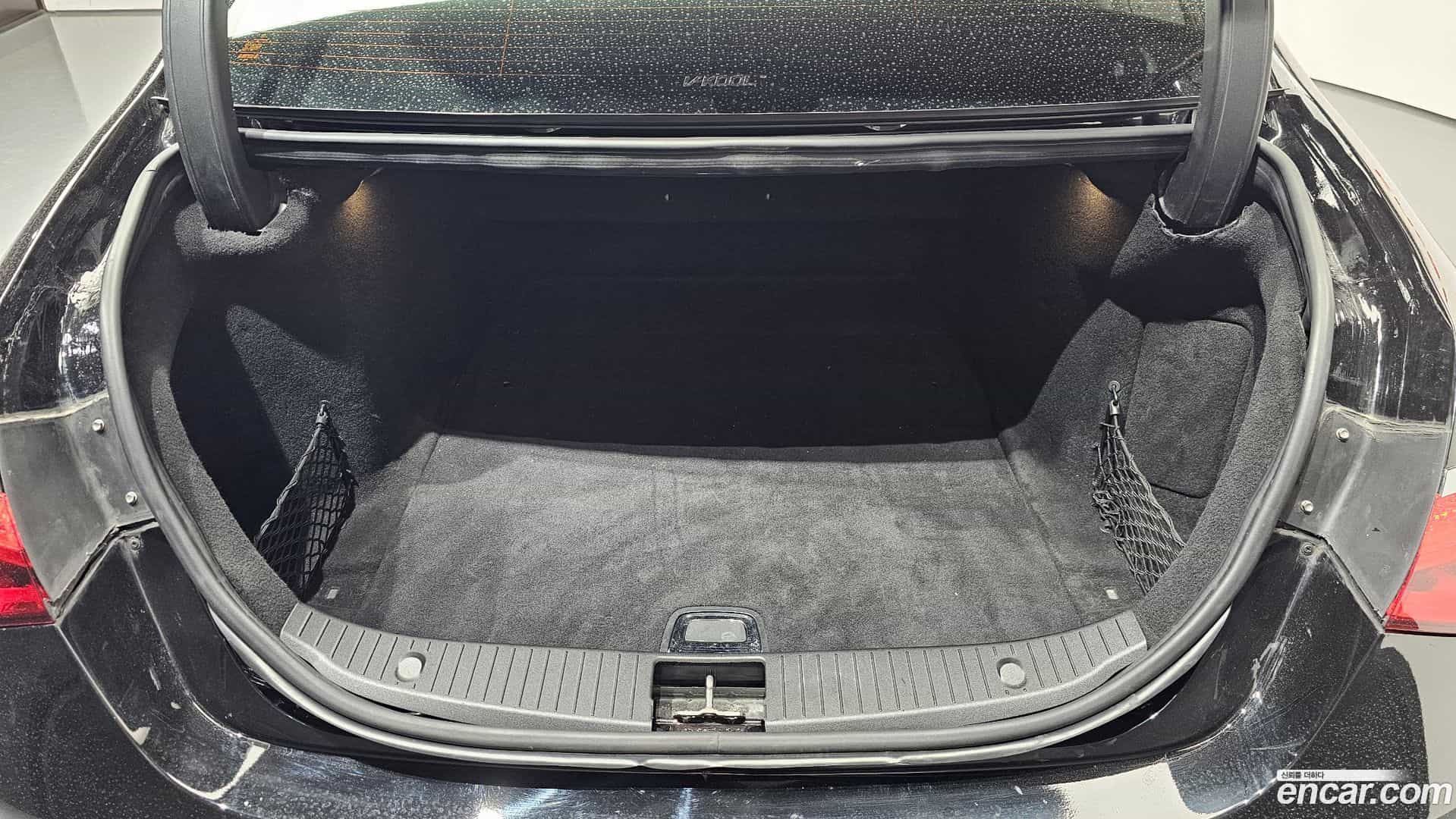 S-Class Mercedes-Benz 2015.10-OPTION-043