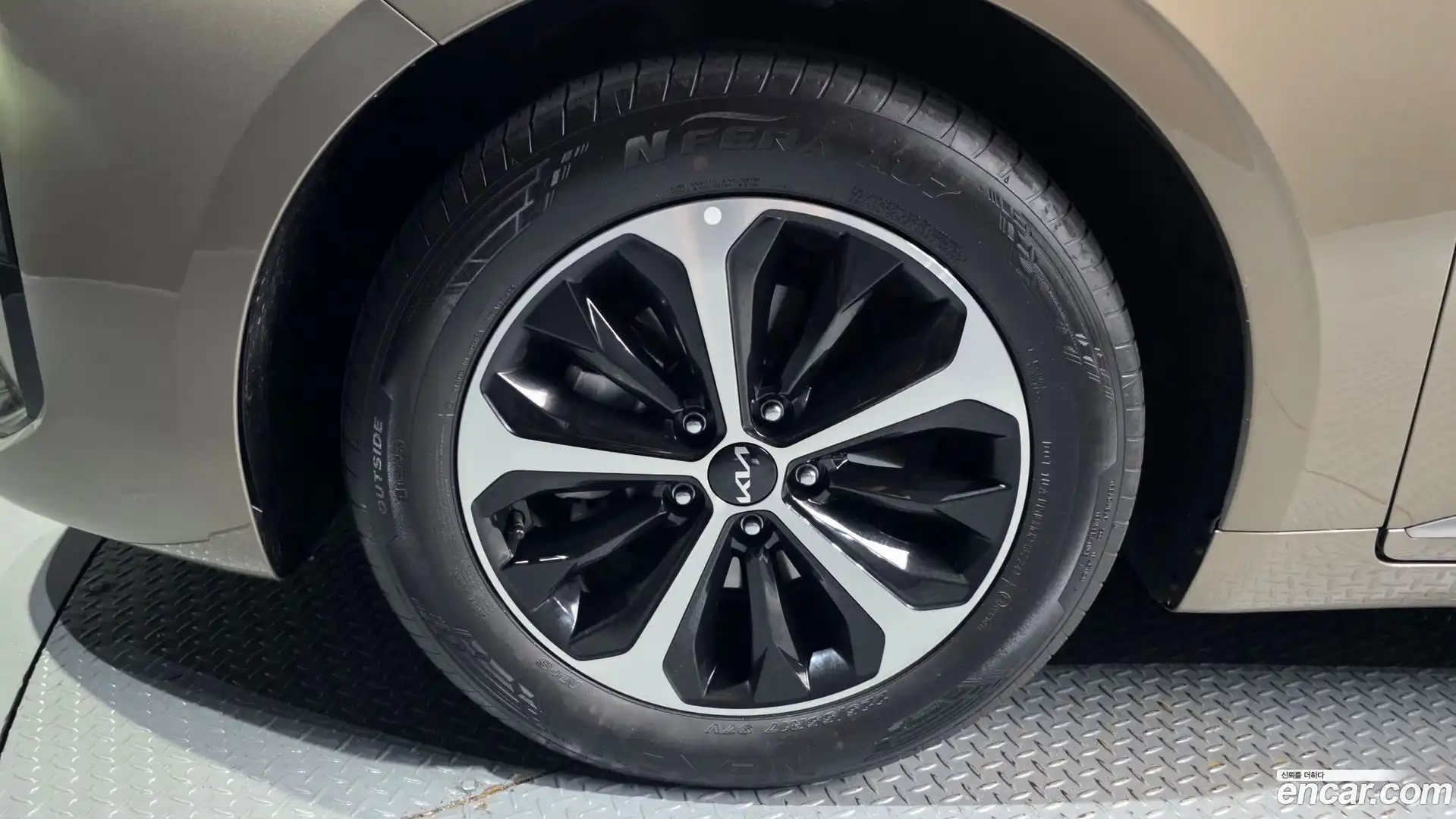 K8 Kia 2024.10-OUTER-005