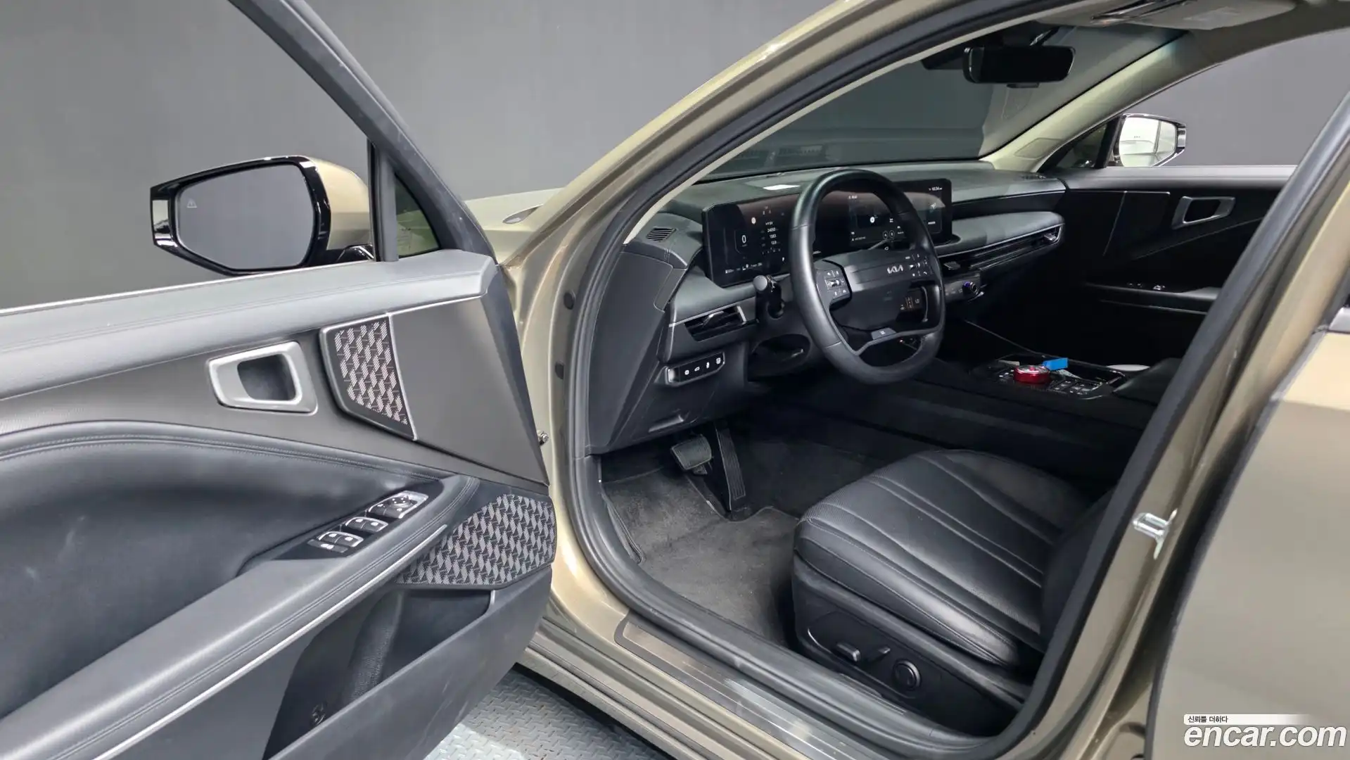 K8 Kia 2024.10-INNER-010