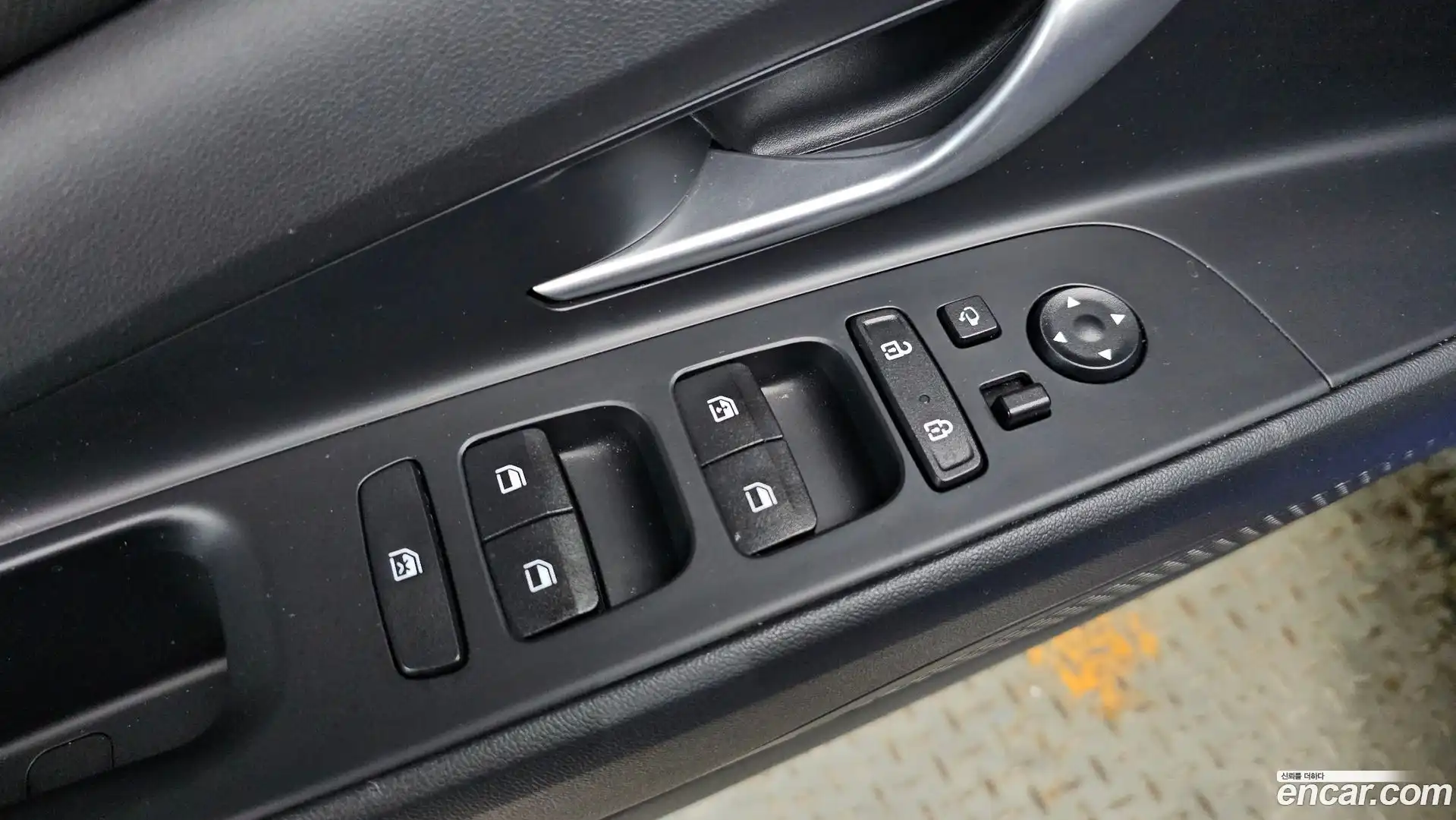 AVANTE Hyundai 2022.6-OPTION-017