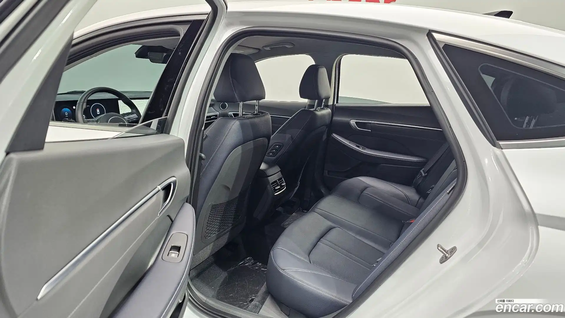 Sonata Hyundai 2023.6-OPTION-015
