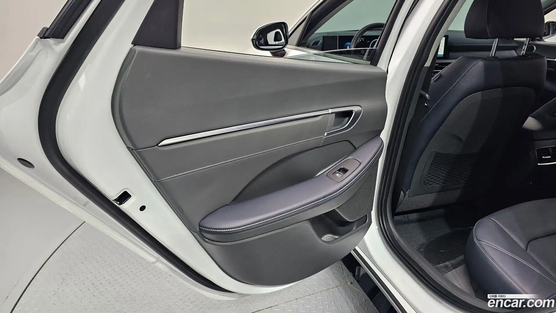 Sonata Hyundai 2023.6-INNER-035