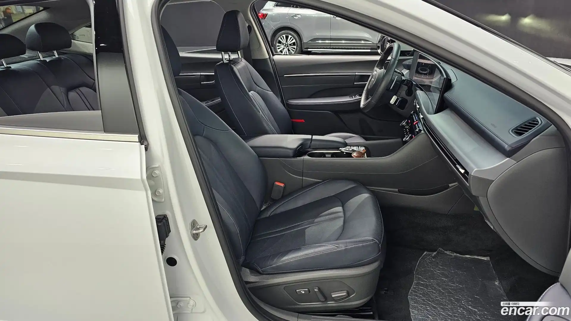 Sonata Hyundai 2023.6-INNER-036