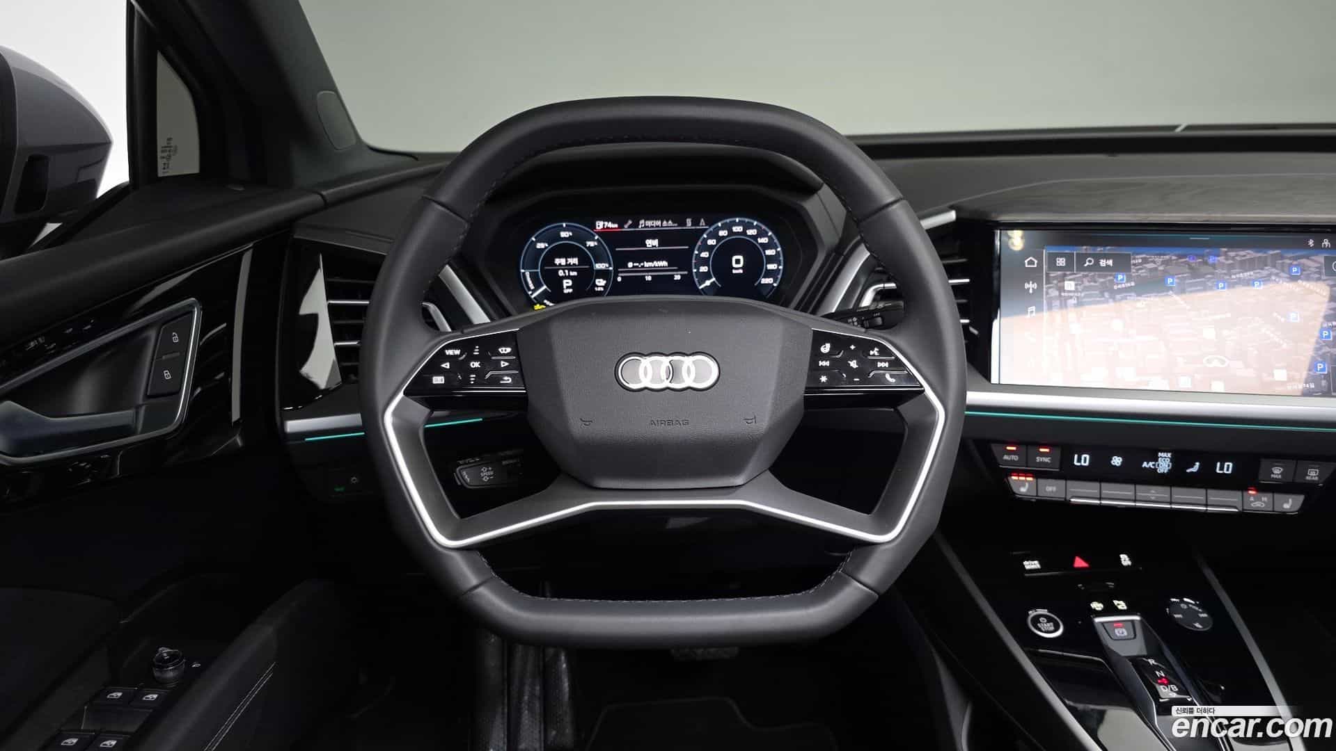 Q4 e-tron Audi 2025.8-OPTION-016