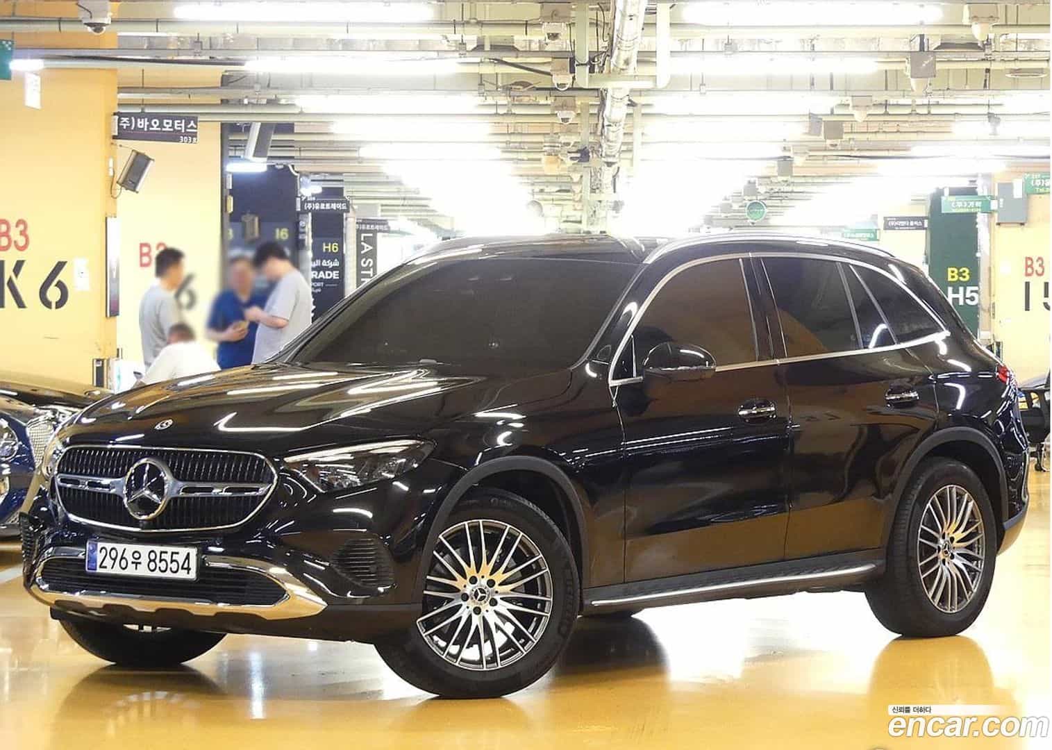 GLC-Class Mercedes-Benz 2025.6-OUTER-001