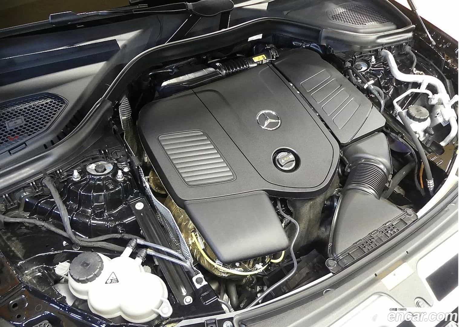 GLC-Class Mercedes-Benz 2025.6-OUTER-006