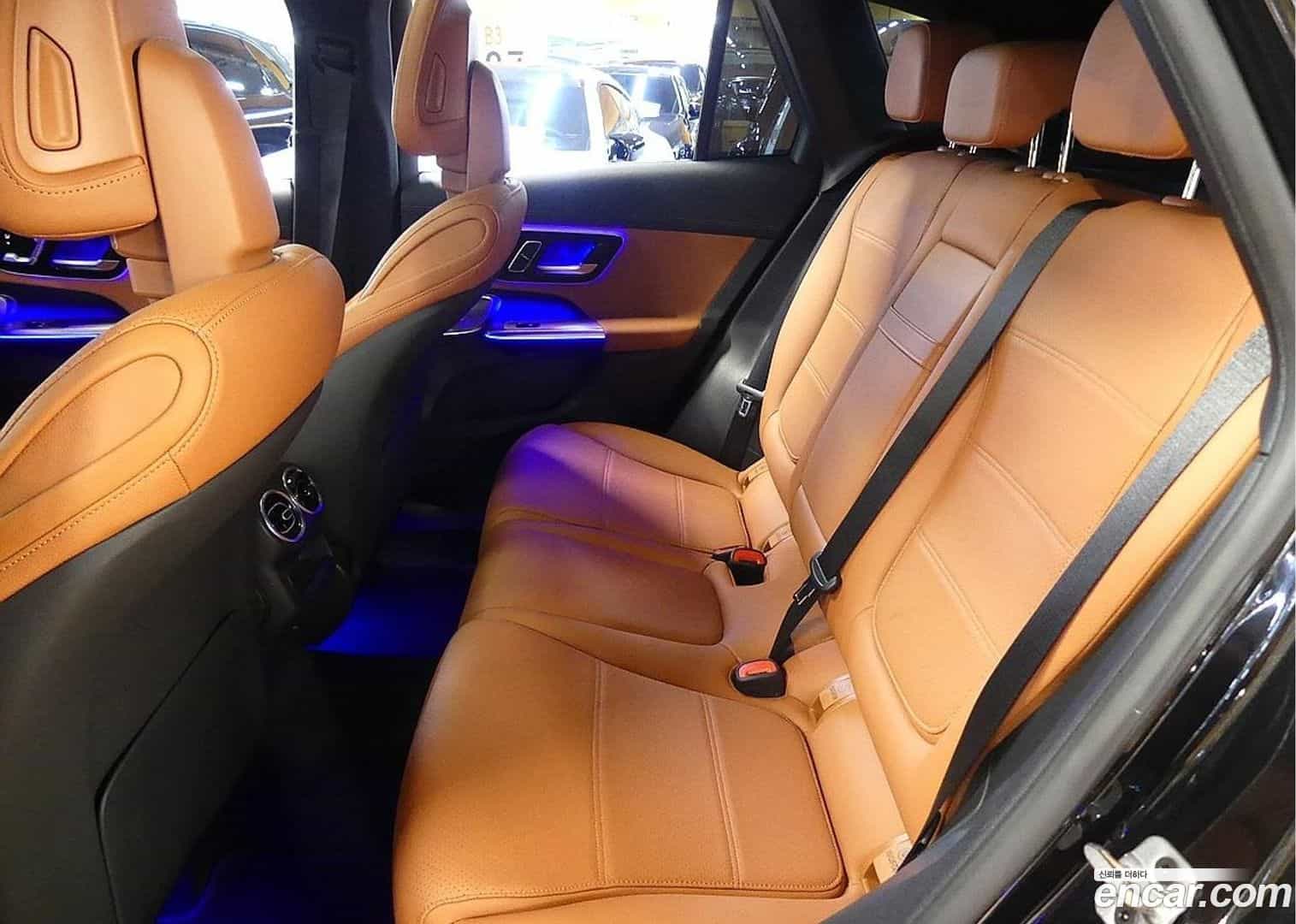 GLC-Class Mercedes-Benz 2025.6-OPTION-022
