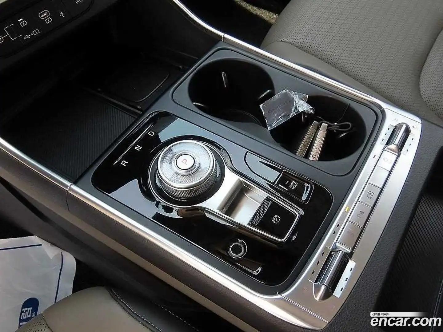 Canival Kia 2025.6-OPTION-016