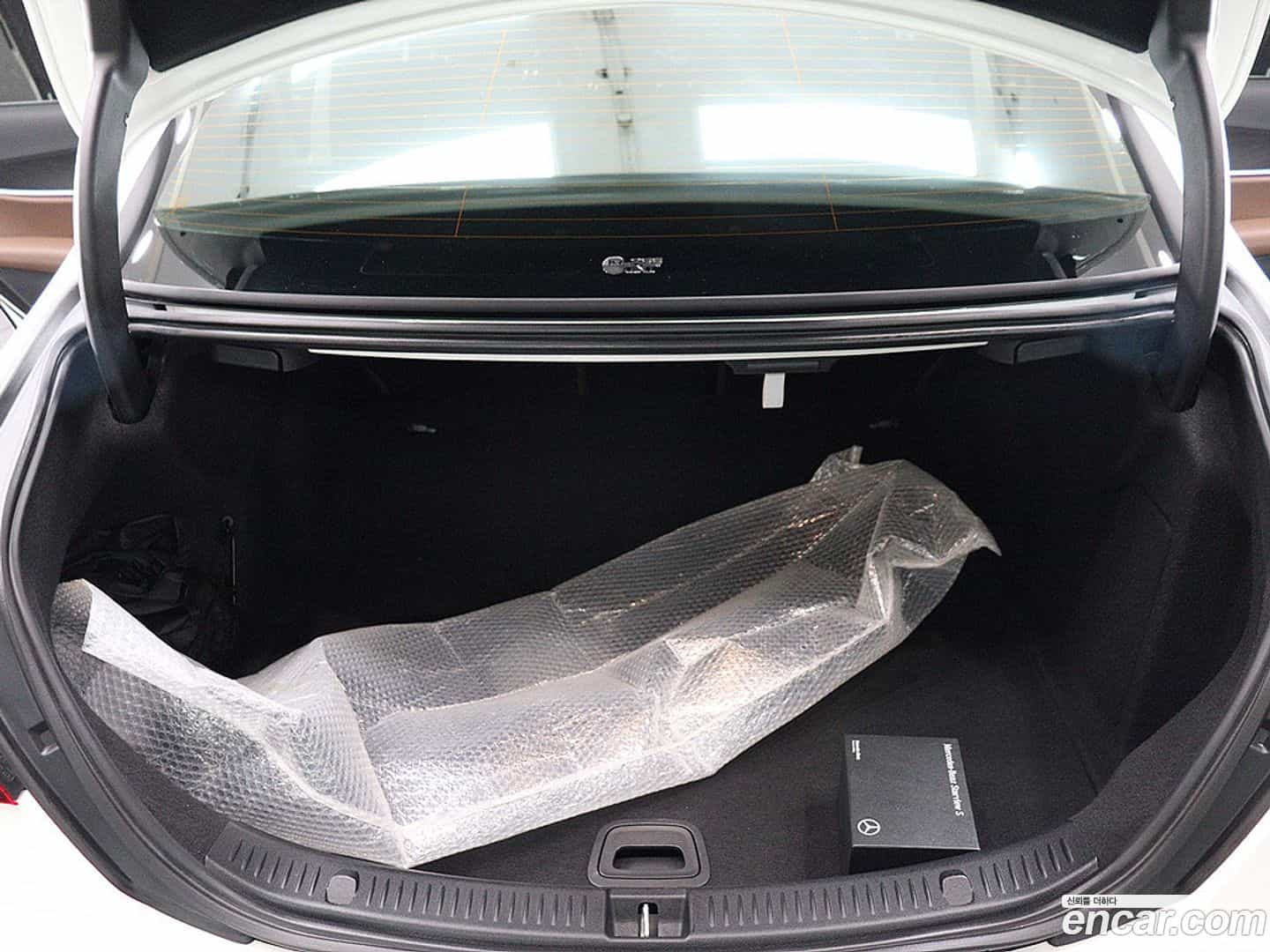 E-Class Mercedes-Benz 2021.11-OUTER-005