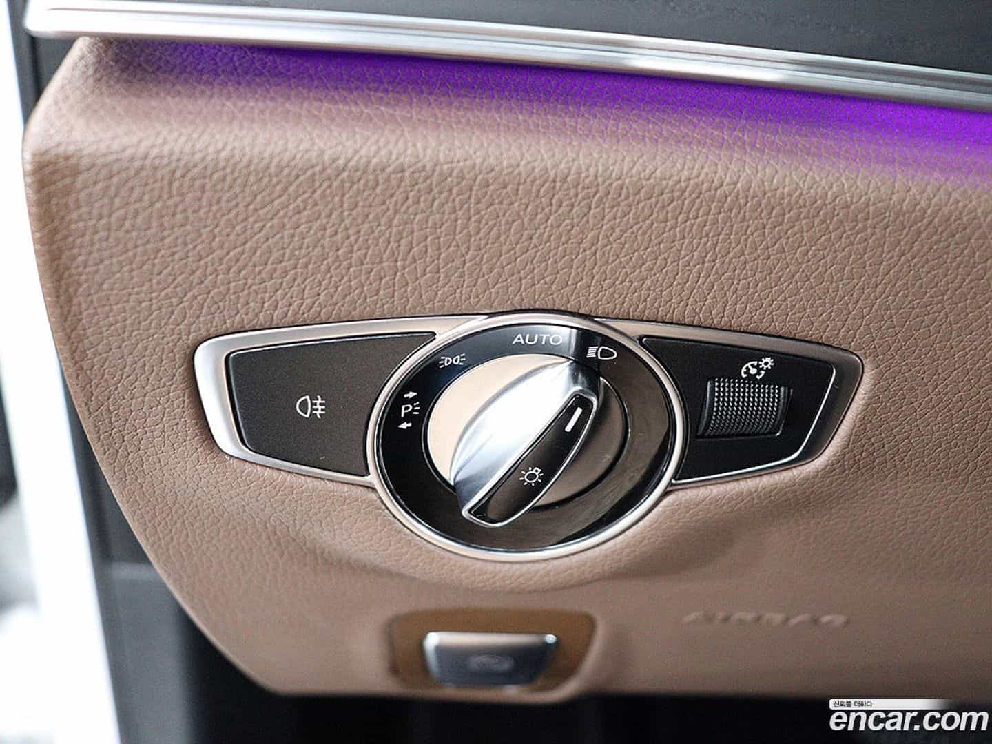 E-Class Mercedes-Benz 2021.11-OPTION-015