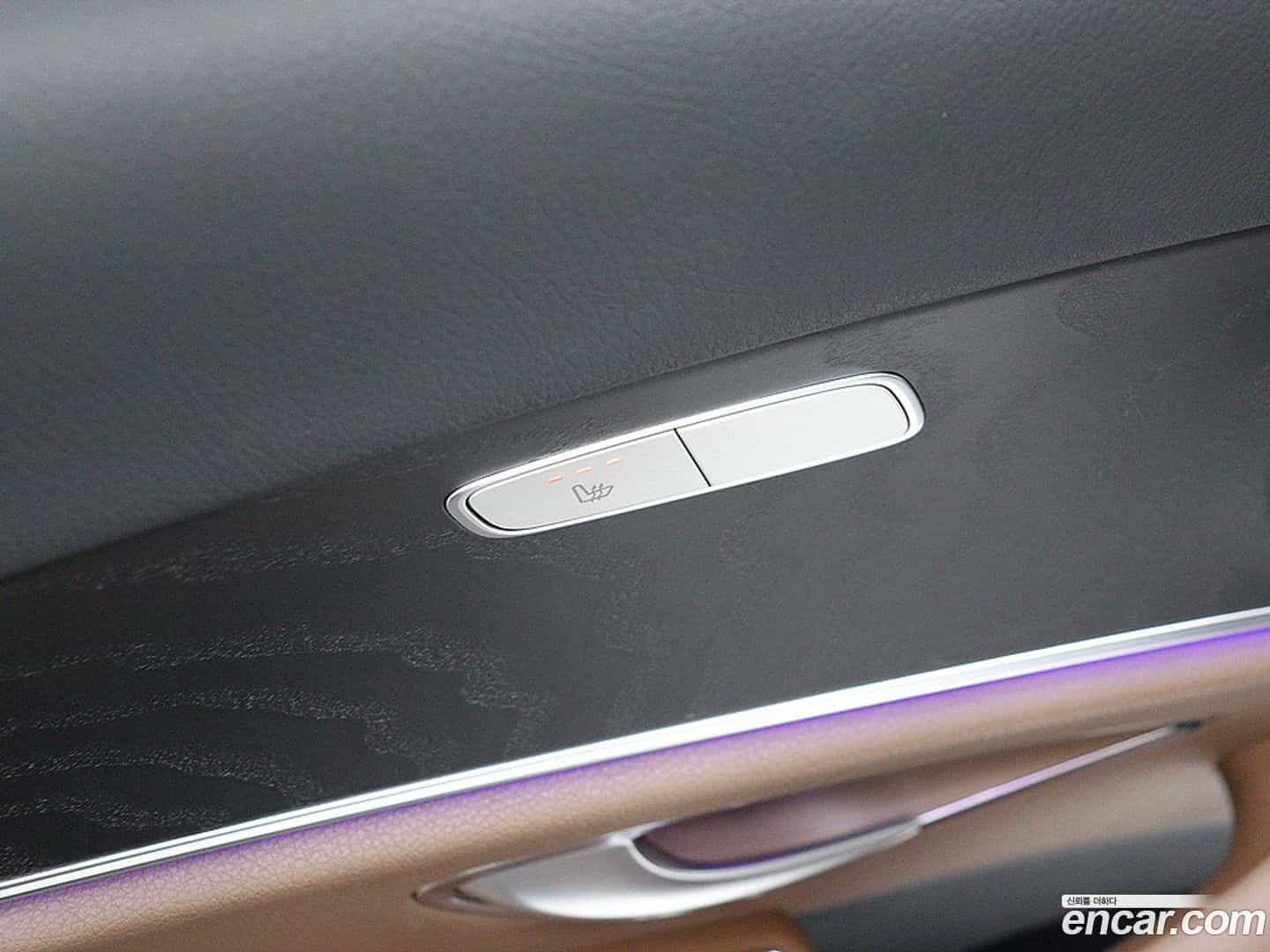 E-Class Mercedes-Benz 2021.11-OPTION-017