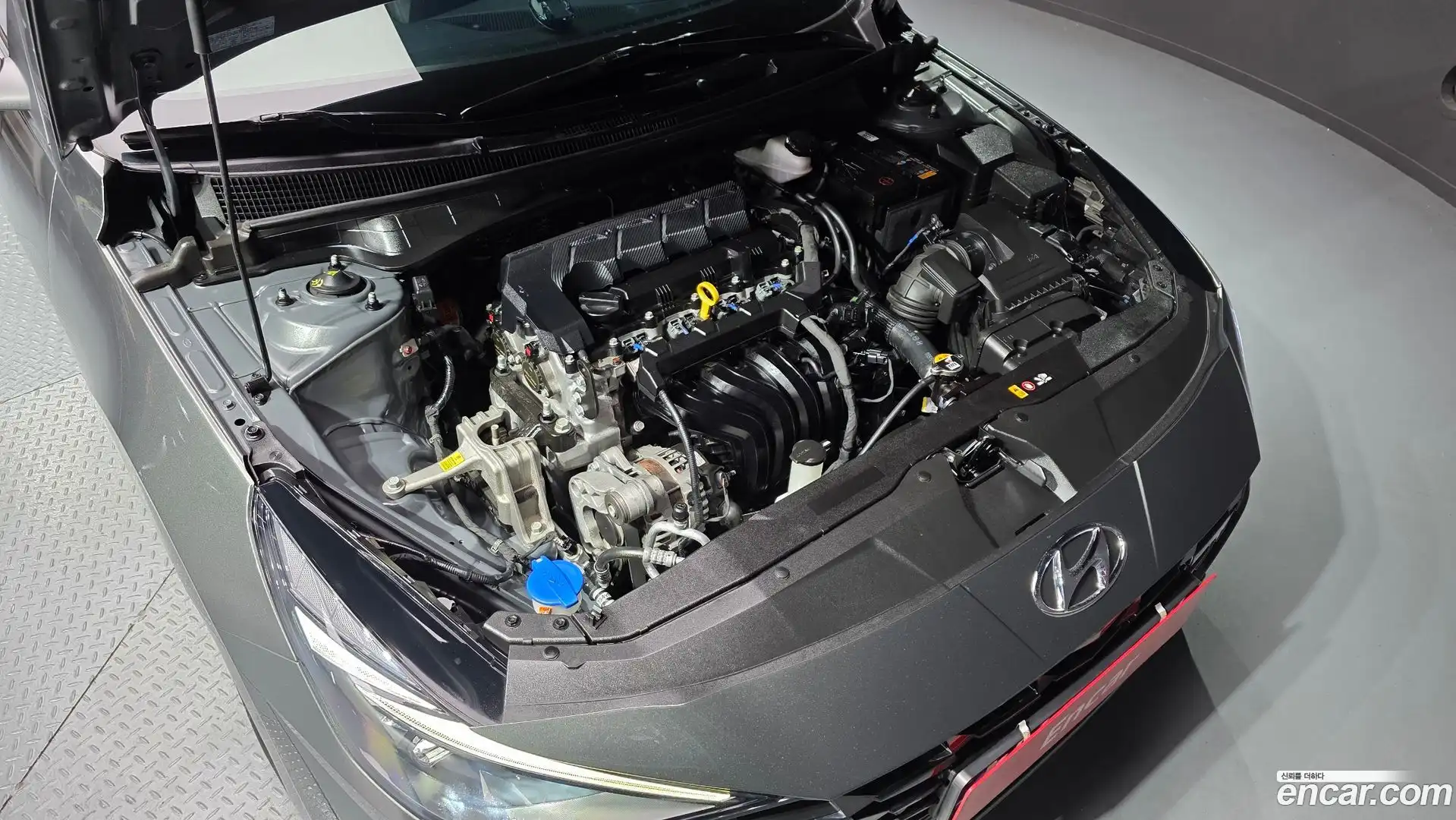 AVANTE Hyundai 2023.0-OUTER-006