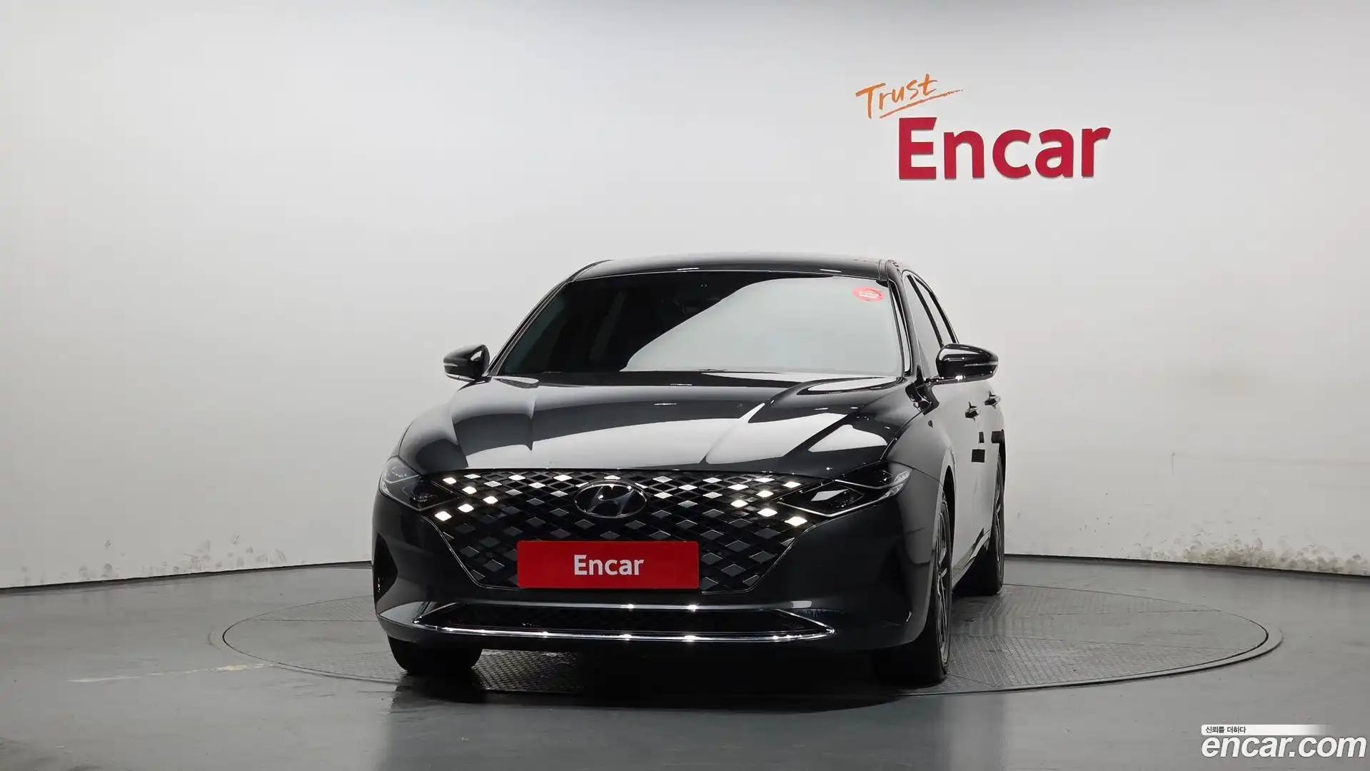 Grandeur Hyundai 2022.6-OUTER-003