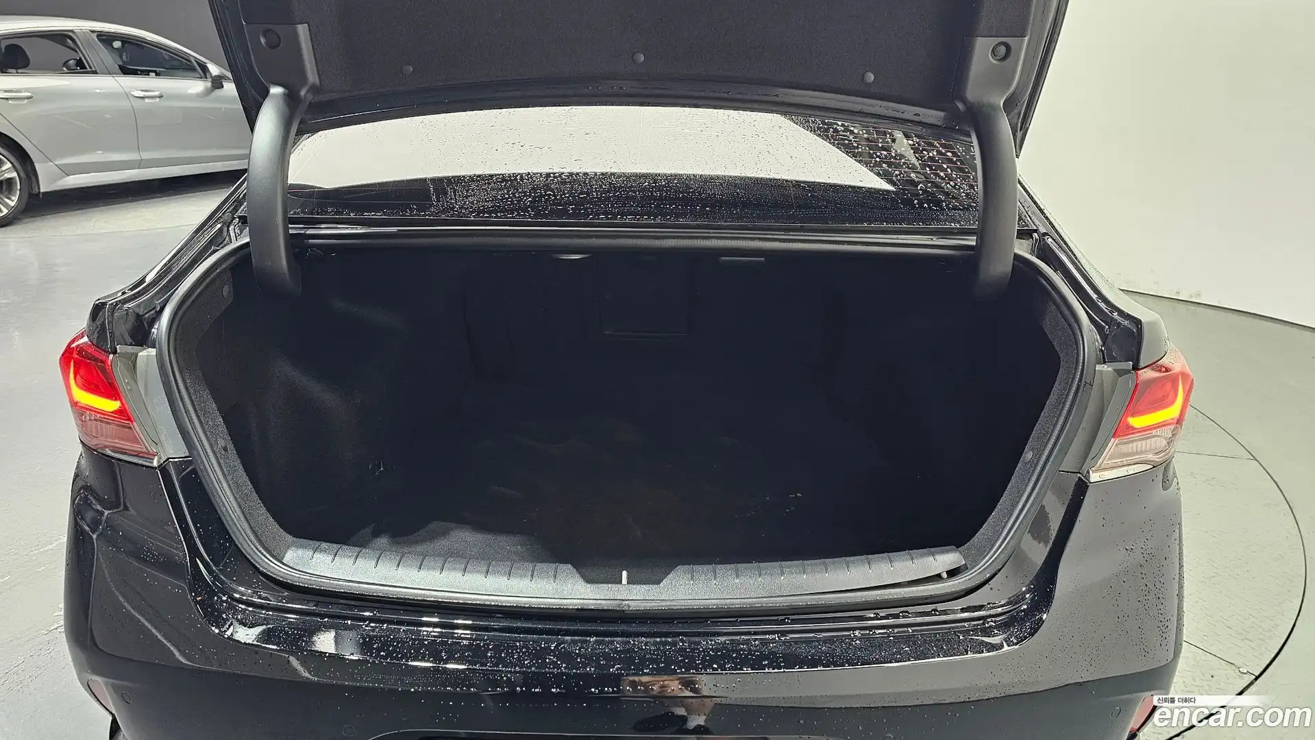 Sonata Hyundai 2018.2-OPTION-024
