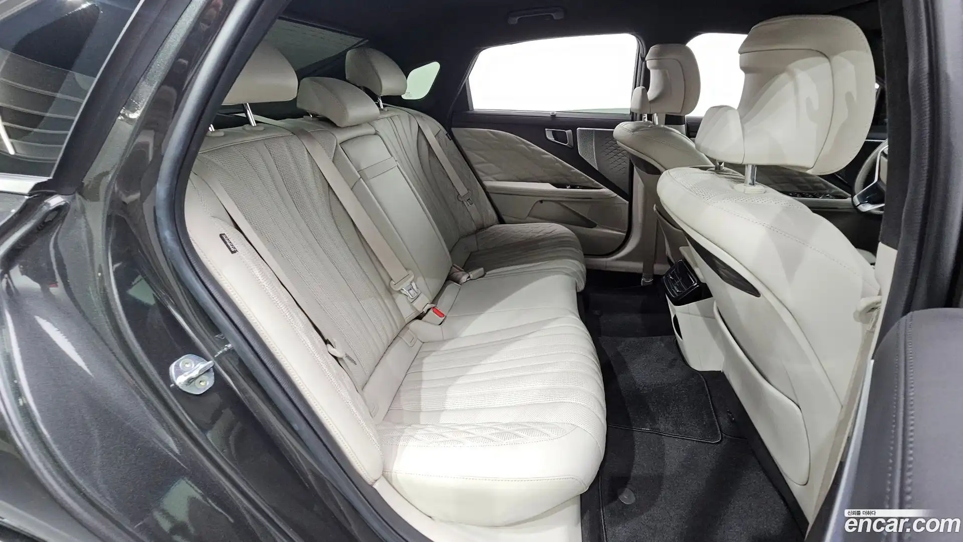 K8 Kia 2022.4-OPTION-015