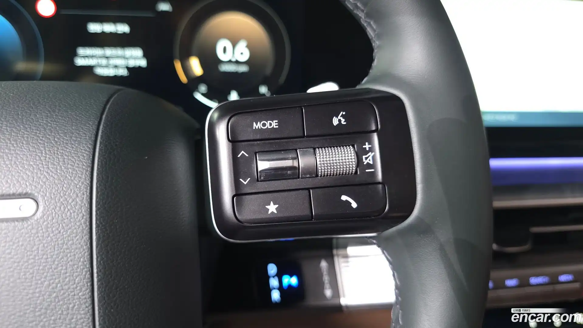 Grandeur Hyundai 2023.4-OPTION-018
