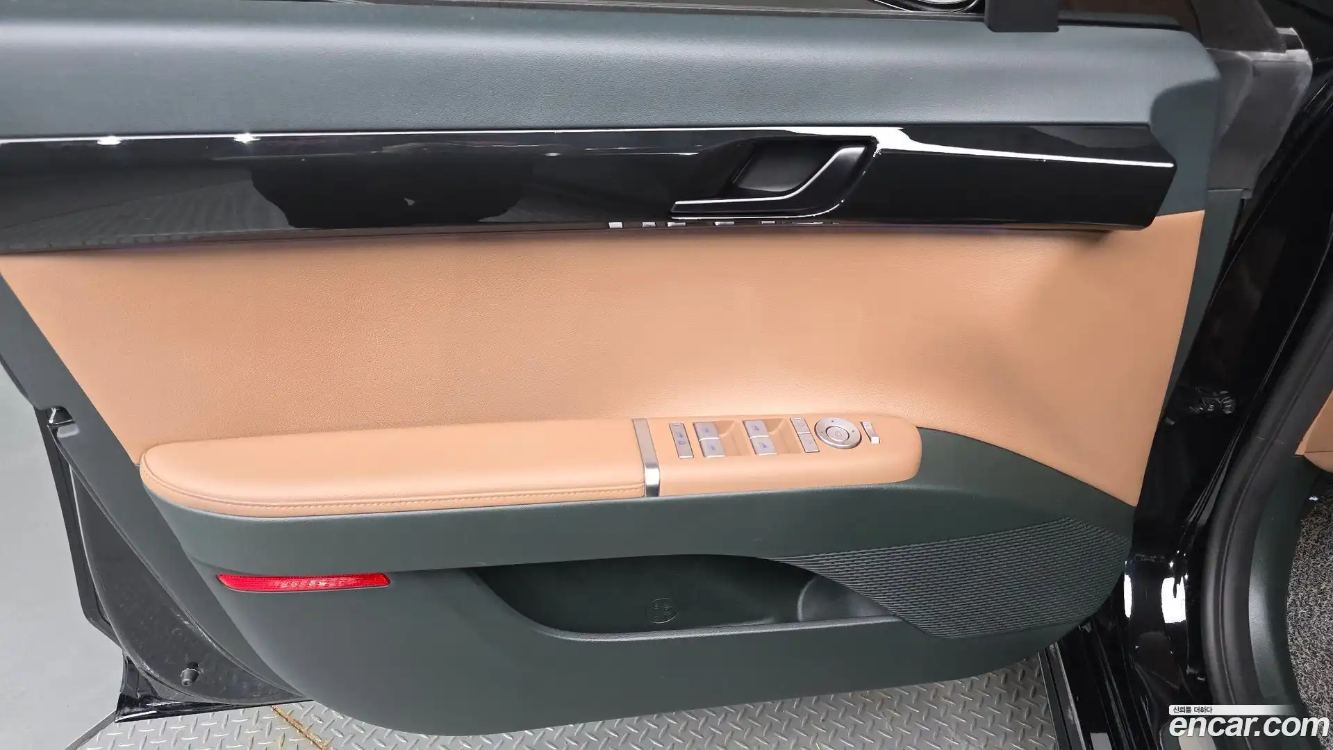 Grandeur Hyundai 2023.4-INNER-034