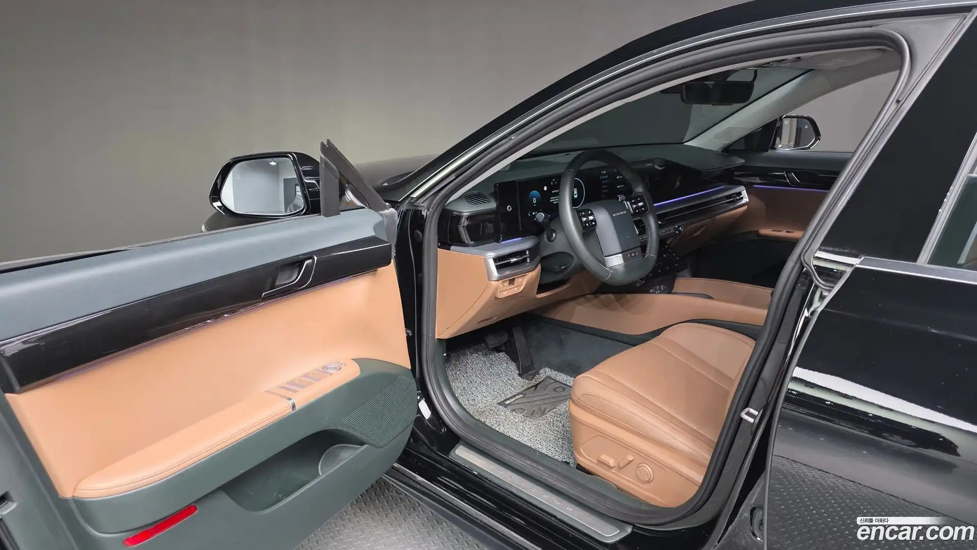 Grandeur Hyundai 2023.4-INNER-036