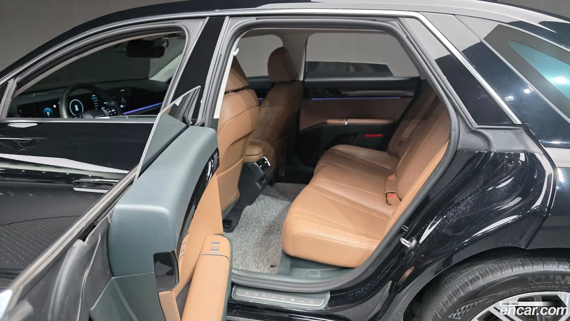 Grandeur Hyundai 2023.4-OPTION-041